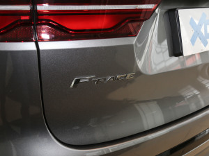 2021250PS R-Dynamic SE ^