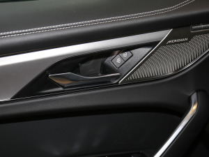 2021250PS R-Dynamic SE g