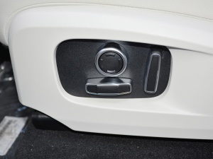 2021250PS R-Dynamic S {{