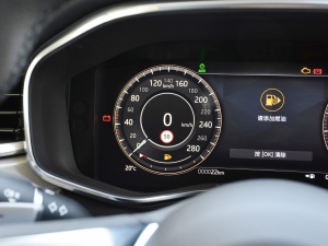 2021250PS R-Dynamic S п؅^