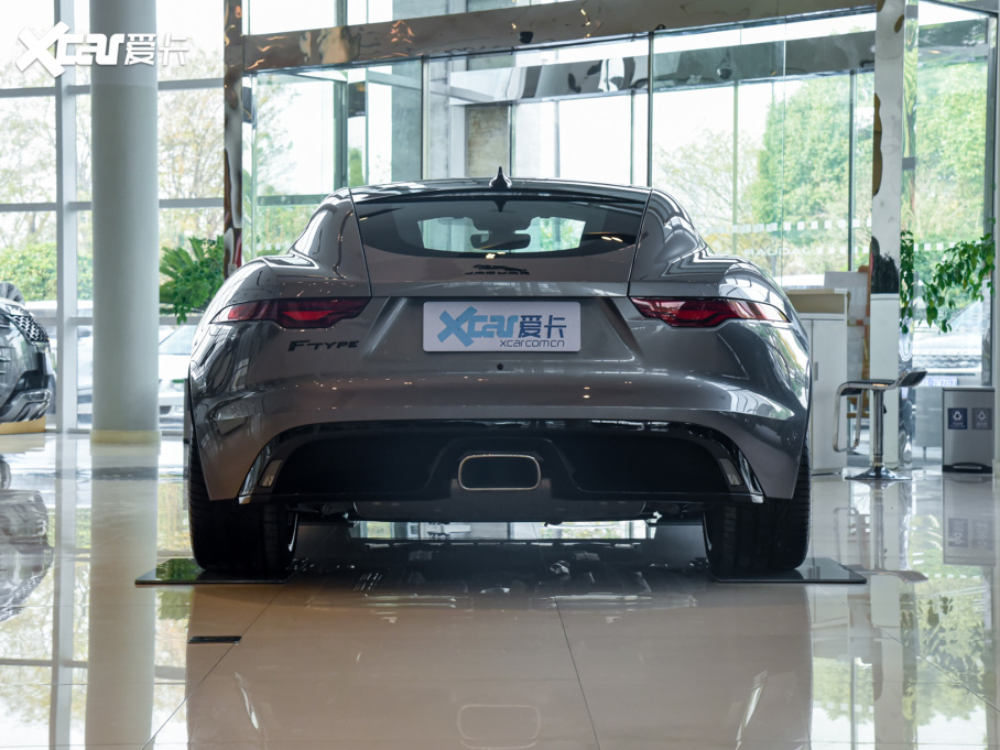 2022ݱF-TYPE P300 Ӳ픰 R-DYNAMIC BLACK