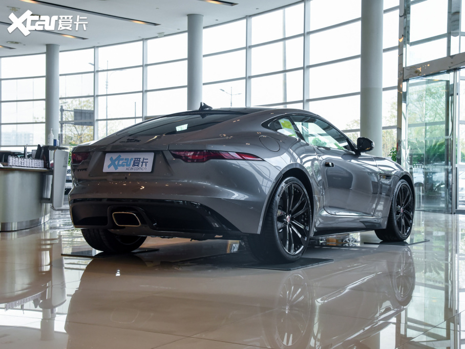 2022ݱF-TYPE P300 Ӳ픰 R-DYNAMIC BLACK