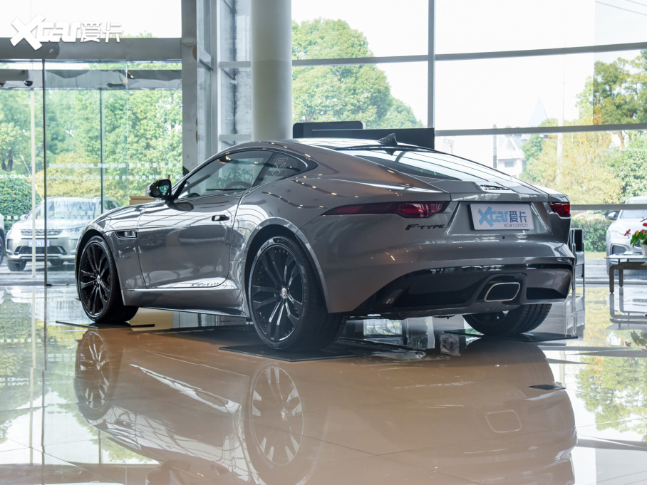 2022ݱF-TYPE P300 Ӳ픰 R-DYNAMIC BLACK