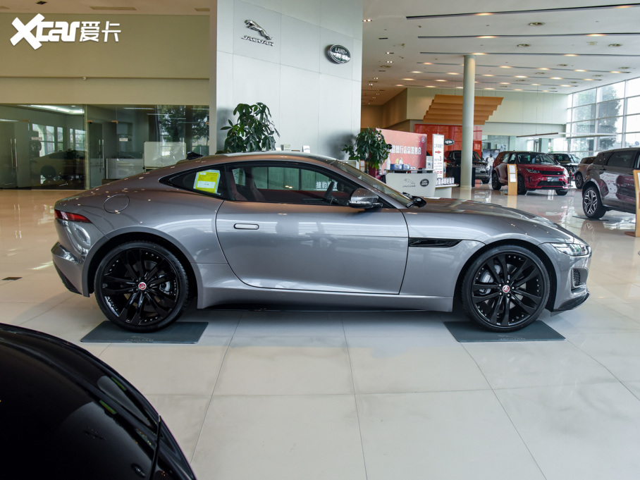 2022ݱF-TYPE P300 Ӳ픰 R-DYNAMIC BLACK