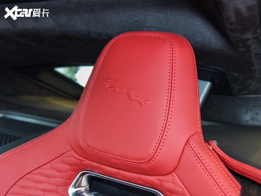 2022ݱF-TYPE P300 Ӳ픰 R-DYNAMIC BLACK