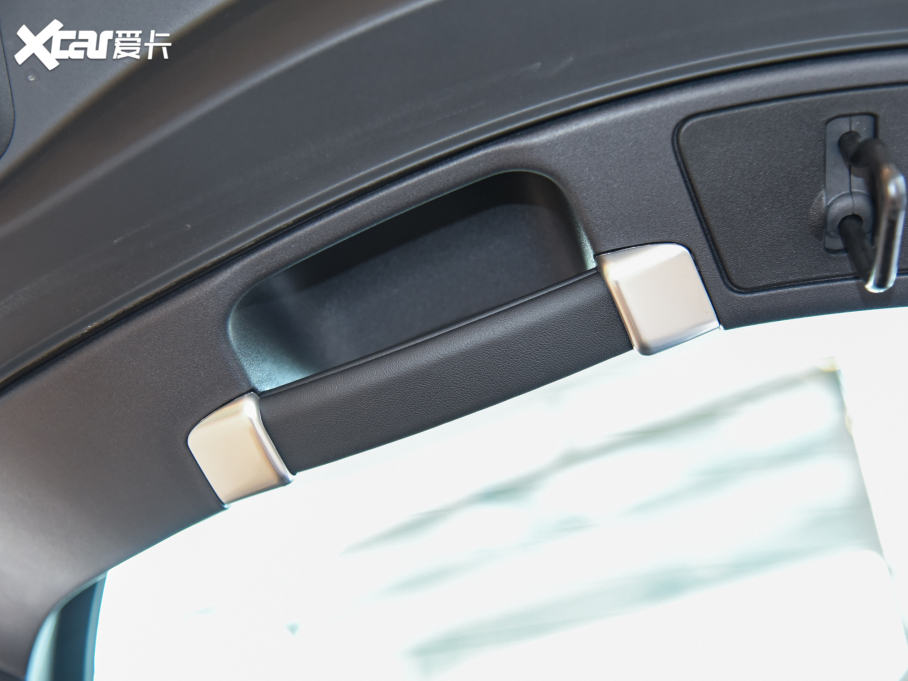 2022ݱF-TYPE P300 Ӳ픰 R-DYNAMIC BLACK