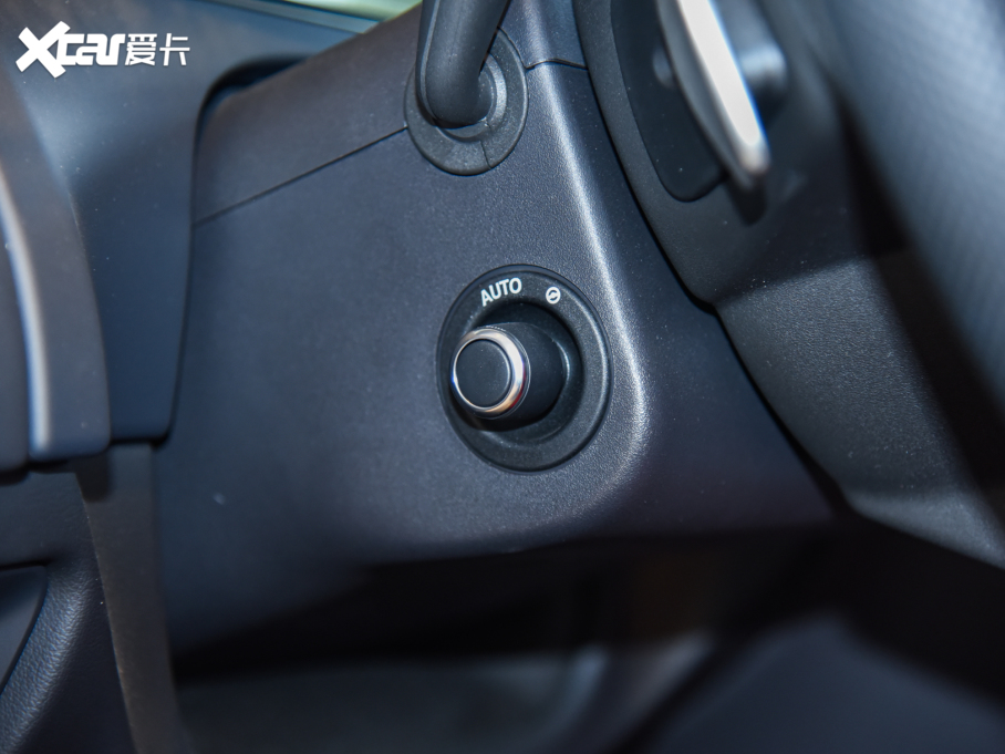 2022ݱF-TYPE P300 Ӳ픰 R-DYNAMIC BLACK