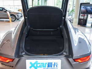 2022P300 Ӳ픰 R-DYNAMIC BLACK g