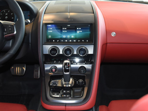 2022P300 Ӳ픰 R-DYNAMIC BLACK п_