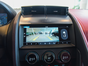 2022P300 Ӳ픰 R-DYNAMIC BLACK п_@ʾ