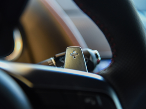 2022P300 Ӳ픰 R-DYNAMIC BLACK п؅^