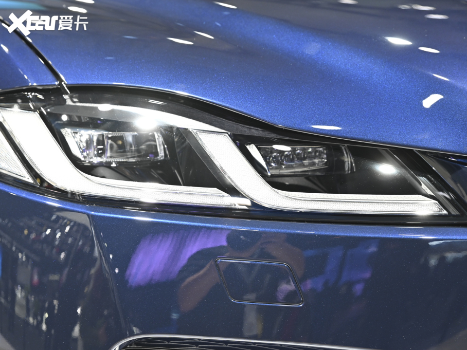 2022ݱF-PACE P250 HSE 