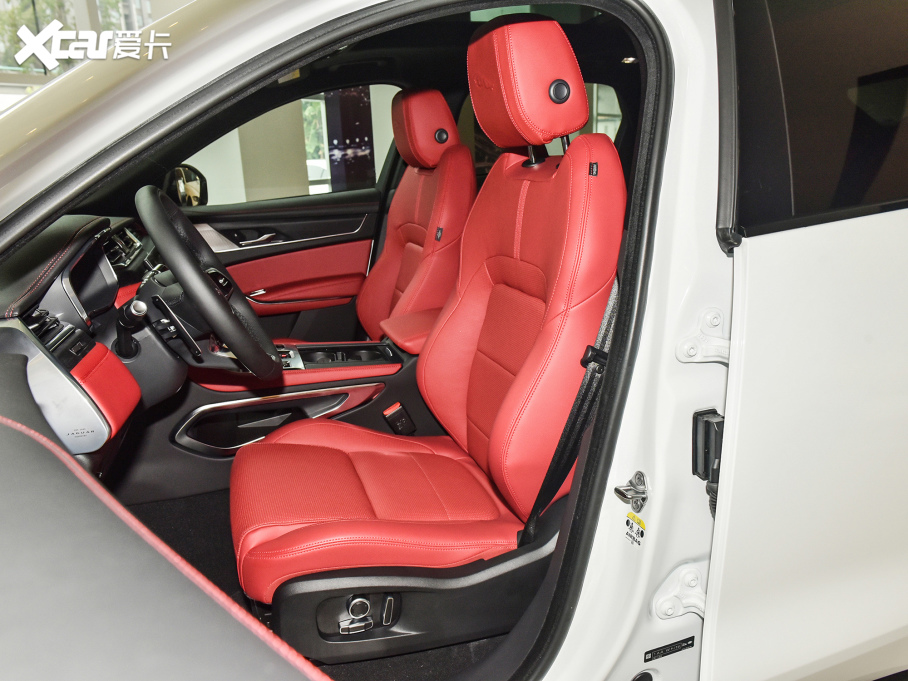 2022ݱF-PACE P250 R-Dynamic BLACK