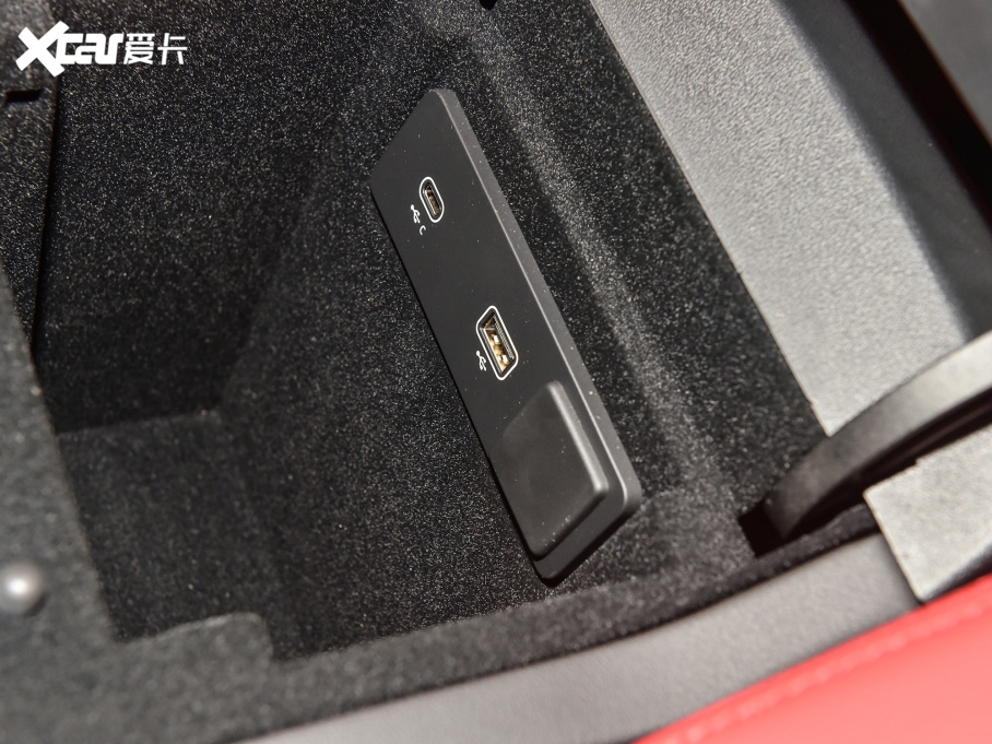 2022ݱF-PACE P250 R-Dynamic BLACK