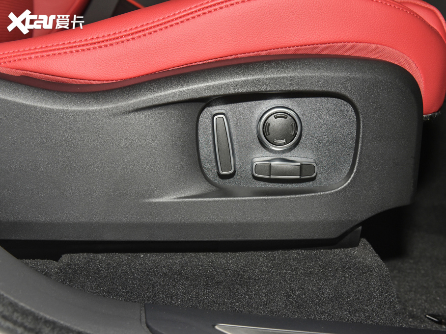 2022ݱF-PACE P250 R-Dynamic BLACK