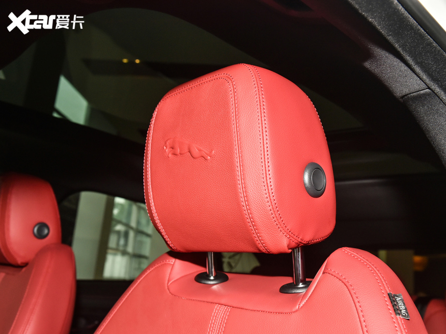 2022ݱF-PACE P250 R-Dynamic BLACK