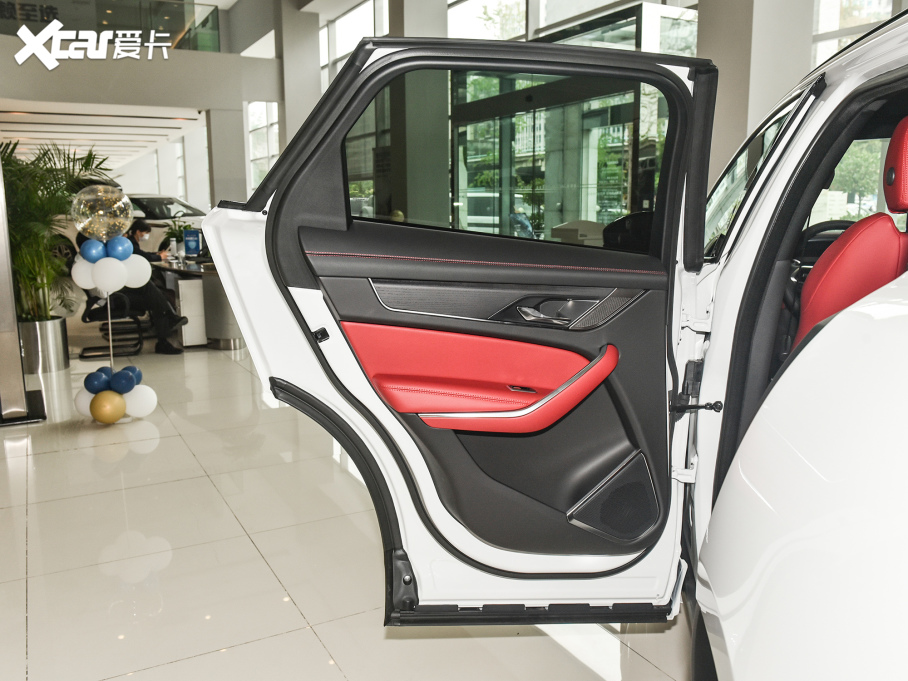 2022ݱF-PACE P250 R-Dynamic BLACK