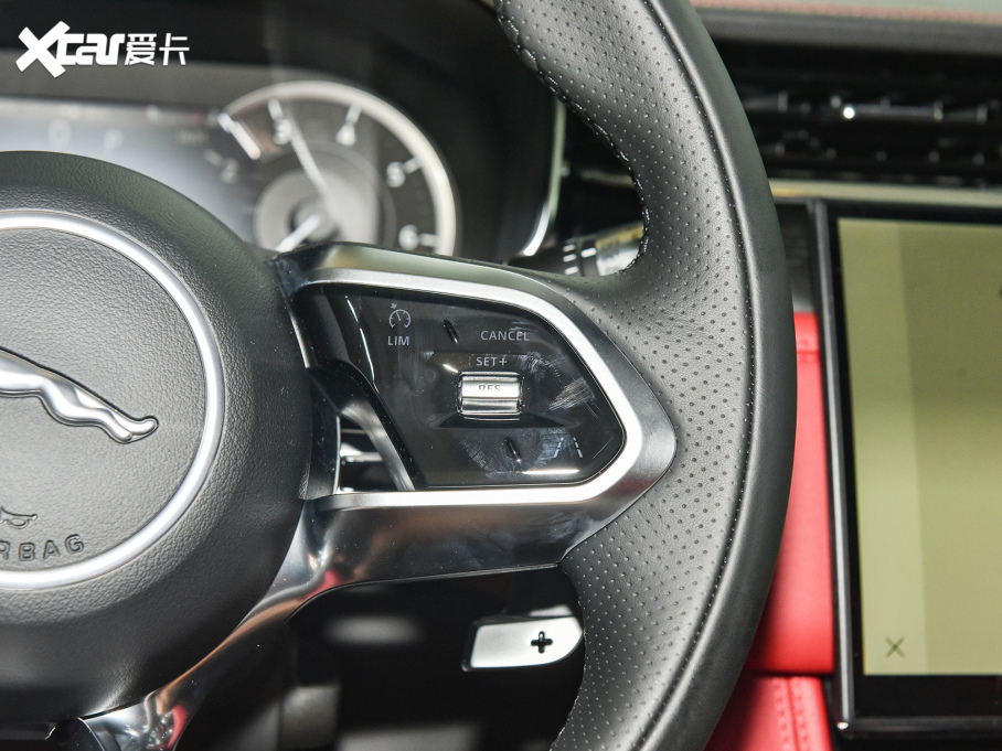 2022ݱF-PACE P250 R-Dynamic BLACK