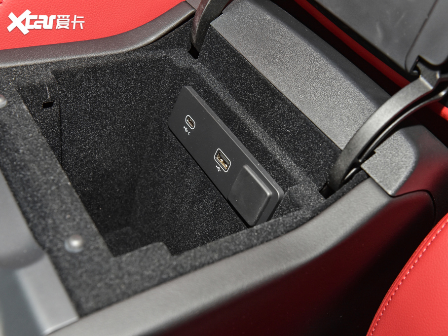 2022ݱF-PACE P250 R-Dynamic BLACK