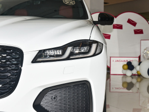 2022P250 R-Dynamic BLACK ^