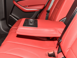 2022P250 R-Dynamic BLACK 