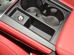 2022P250 R-Dynamic BLACK g