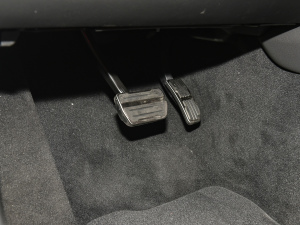 2022P250 R-Dynamic BLACK п؅^