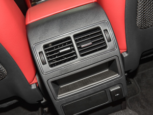 2022P250 R-Dynamic BLACK п؅^