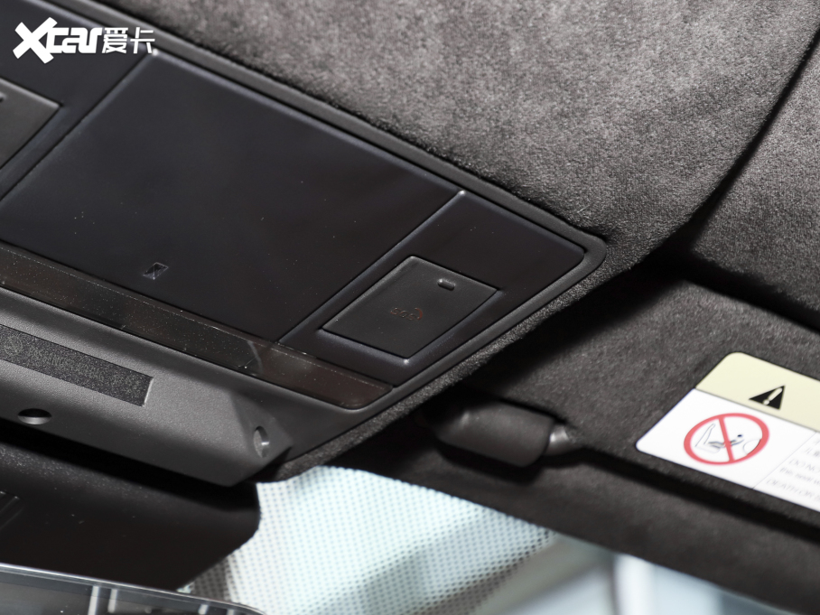 2023ݱF-TYPE P300 R-Dynamic Black Ӳ픰