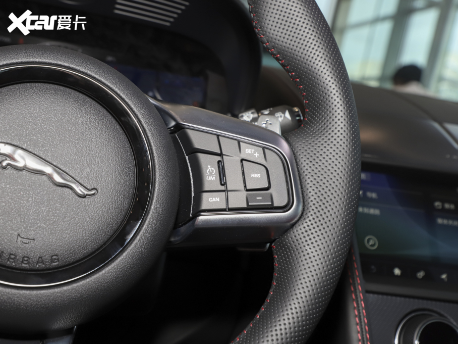 2023��ݱ�F-TYPE P300 R-Dynamic Black Ӳ픰�