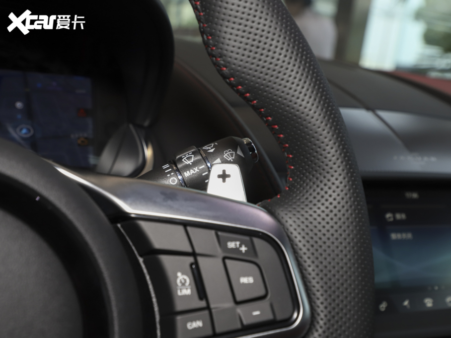 2023ݱF-TYPE P300 R-Dynamic Black Ӳ픰