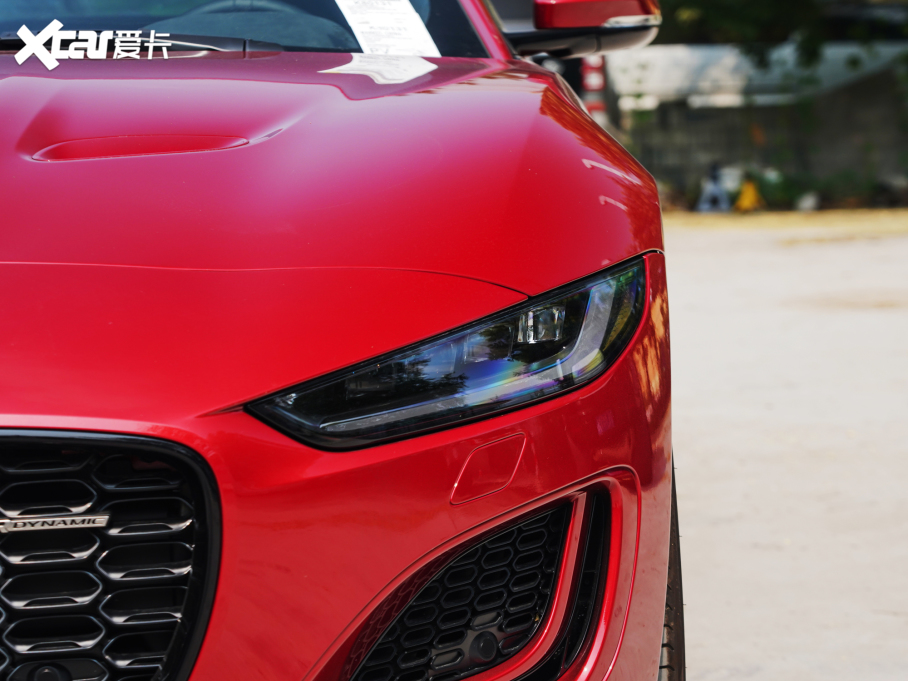 2023ݱF-TYPE P300 R-Dynamic Black 