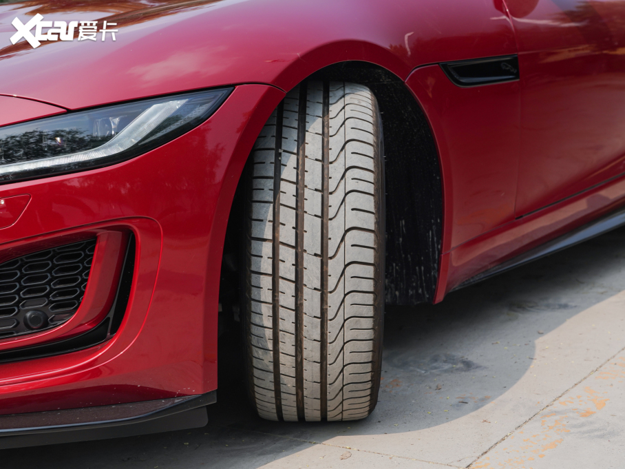 2023ݱF-TYPE P300 R-Dynamic Black 