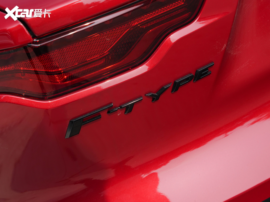 2023ݱF-TYPE P300 R-Dynamic Black 