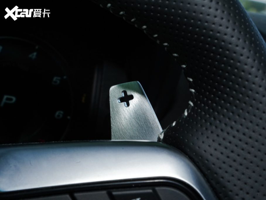 2023ݱF-TYPE P300 R-Dynamic Black 