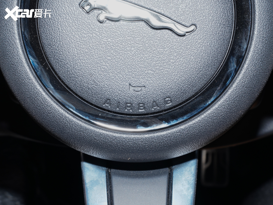 2023ݱF-TYPE P300 R-Dynamic Black 