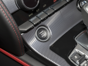 2023P300 R-Dynamic Black Ӳ픰 п؅^