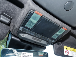 2023P300 R-Dynamic Black  п؅^