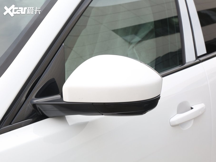 2023ݱF-PACE P400 SPORT