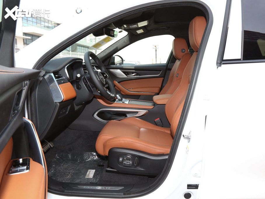 2023ݱF-PACE P400 SPORT