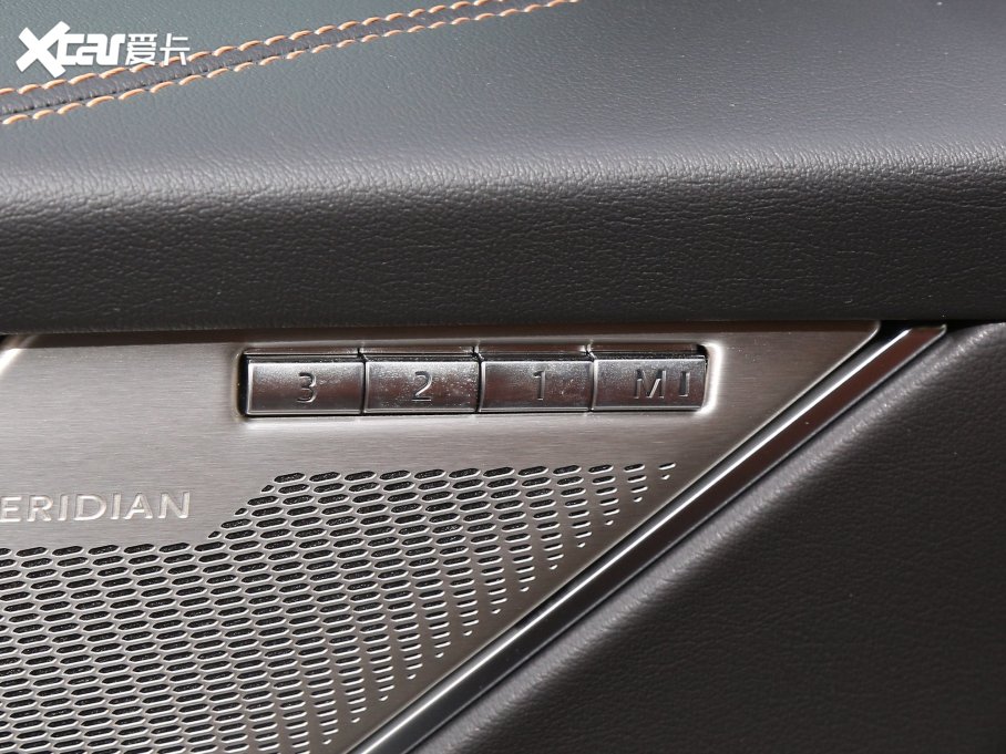 2023ݱF-PACE P400 SPORT