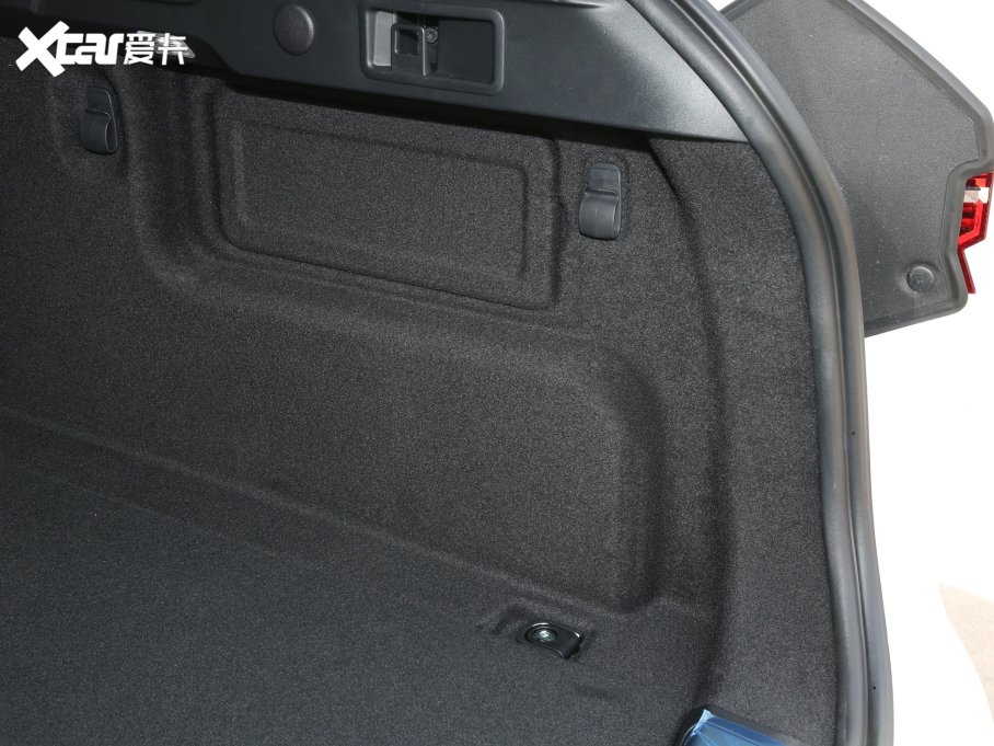 2023ݱF-PACE P400 SPORT