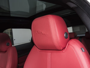 2023P250 R-Dynamic BLACK g