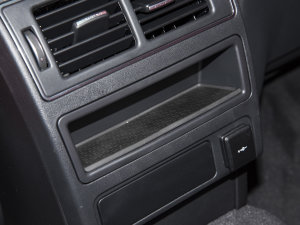 2023P250 R-Dynamic BLACK g