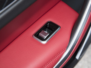 2023P250 R-Dynamic BLACK ܇ƅ^(q)