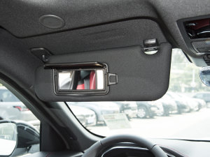 2023P250 R-Dynamic BLACK (yng)壨