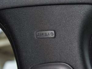 2023P250 R-Dynamic BLACK п؅^(q)