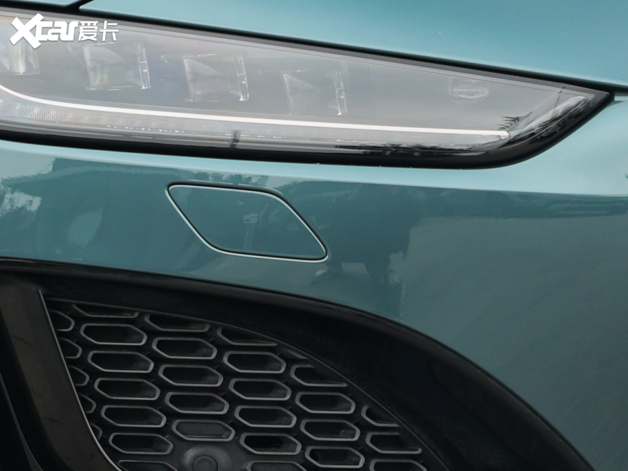 2024ݱF-TYPE P300 75س 