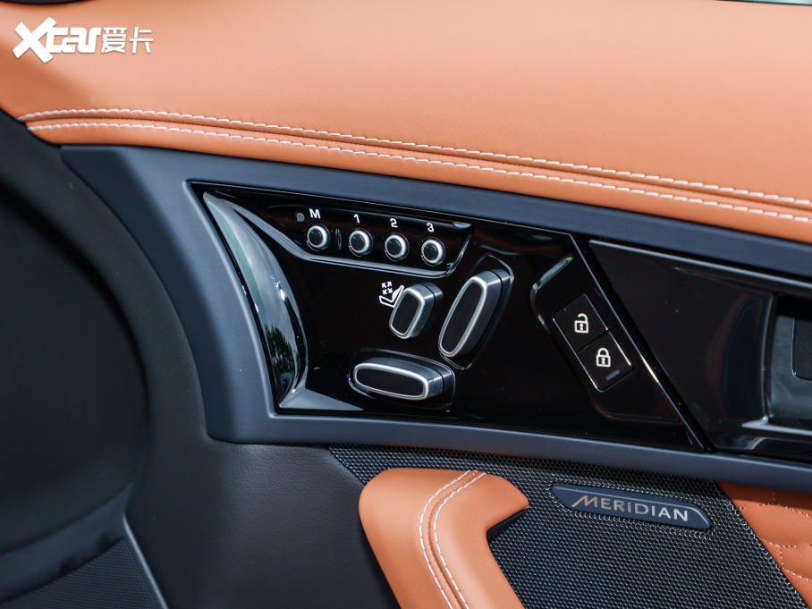 2024��ݱ�F-TYPE P300 75������Ӳ픰�