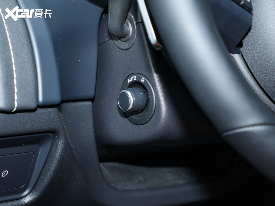 2024��ݱ�F-TYPE P300 75������Ӳ픰�